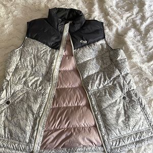 Outdoor Research Womens Trandesendent Down Vest